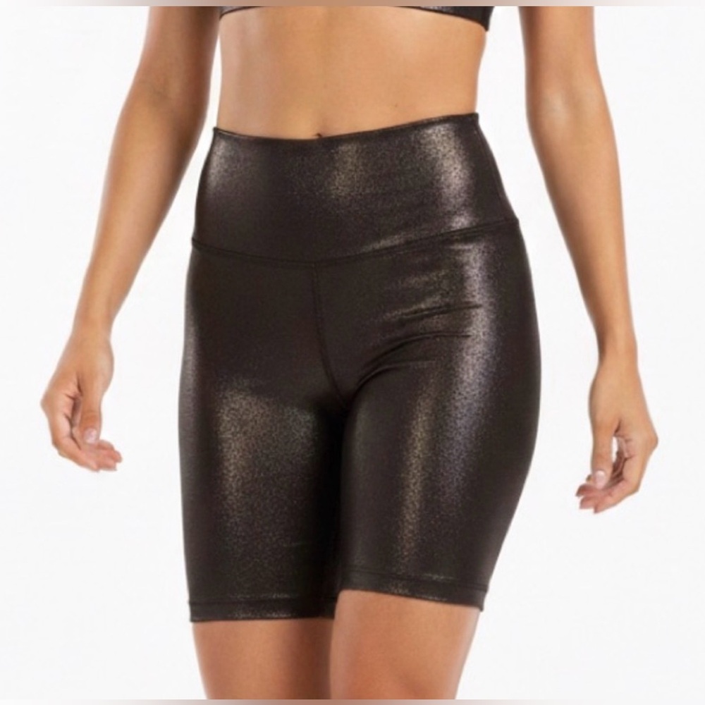 Limited Special Lululemon Athletica Align biker shorts *foil *shine